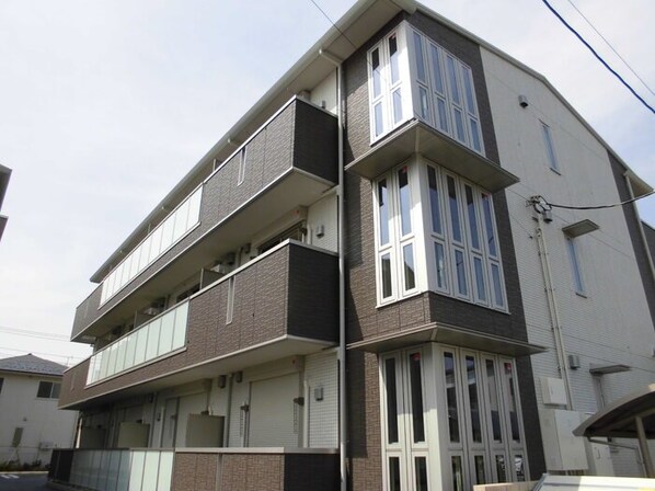 メルヴェーユ三郷中央 Aの物件外観写真